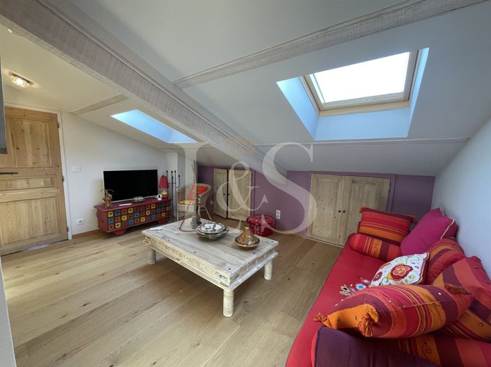 Image No.21-4 Bed House for sale