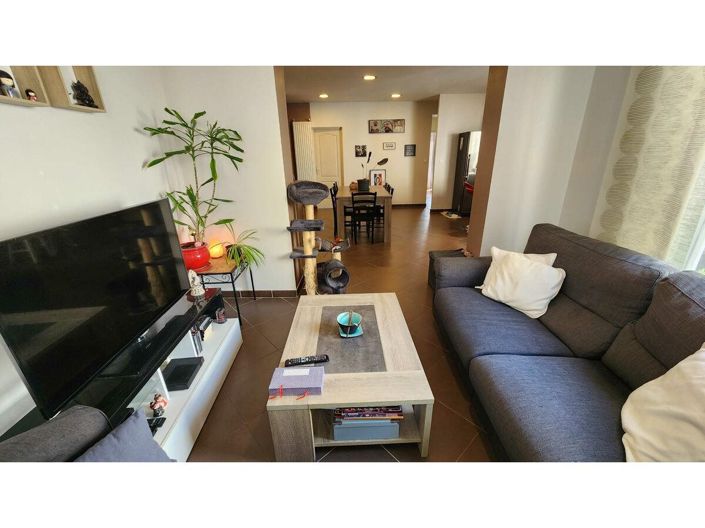 Image No.13-3 Bed House for sale