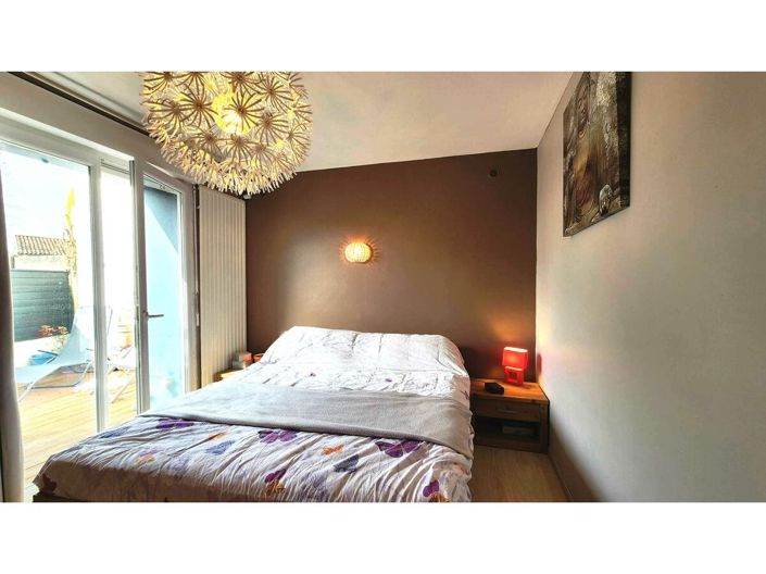 Image No.18-3 Bed House for sale