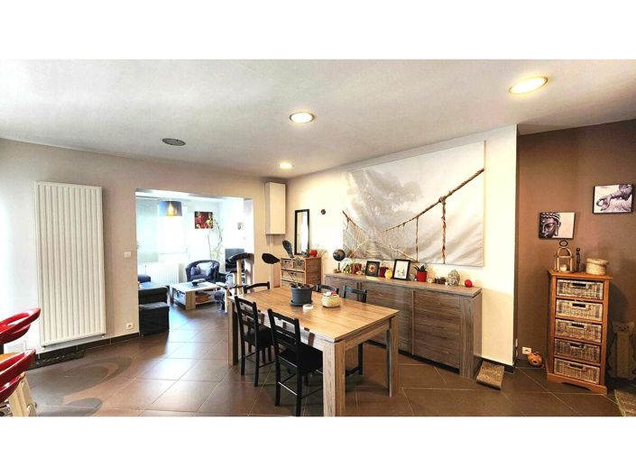 Image No.3-3 Bed House for sale