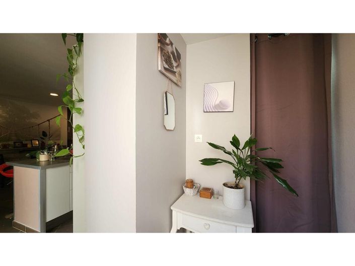 Image No.7-3 Bed House for sale