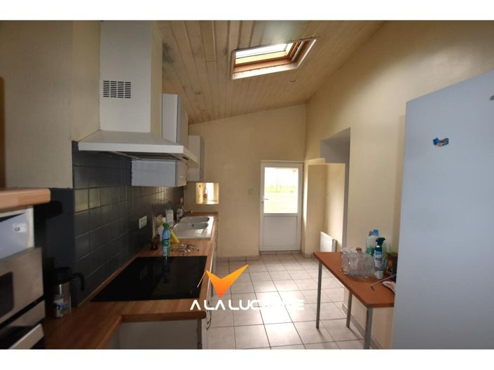 Image No.6-2 Bed House for sale