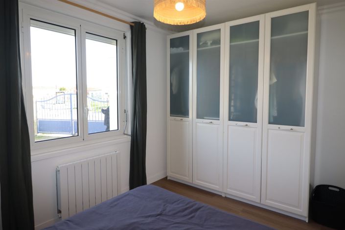 Image No.12-3 Bed House for sale