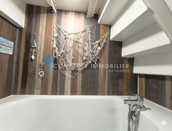 Image No.24-2 Bed House for sale