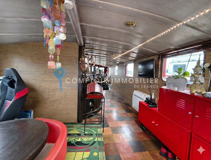 Image No.5-2 Bed House for sale