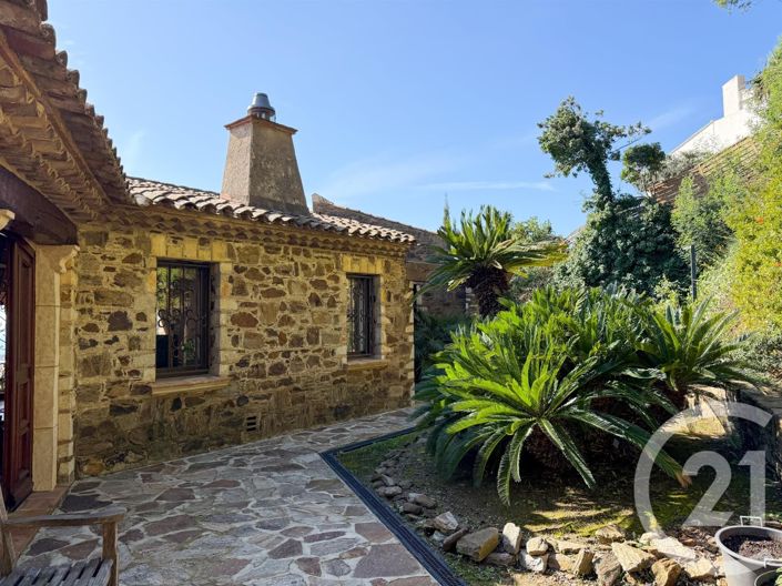 Image No.23-5 Bed House for sale