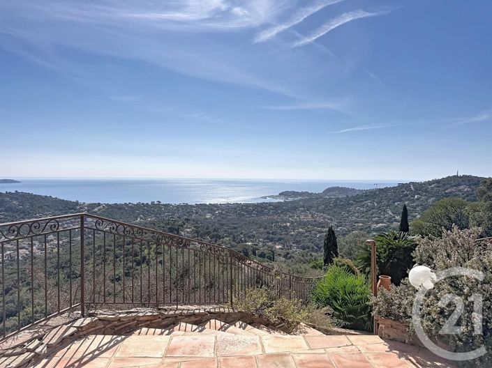 Image No.24-5 Bed House for sale