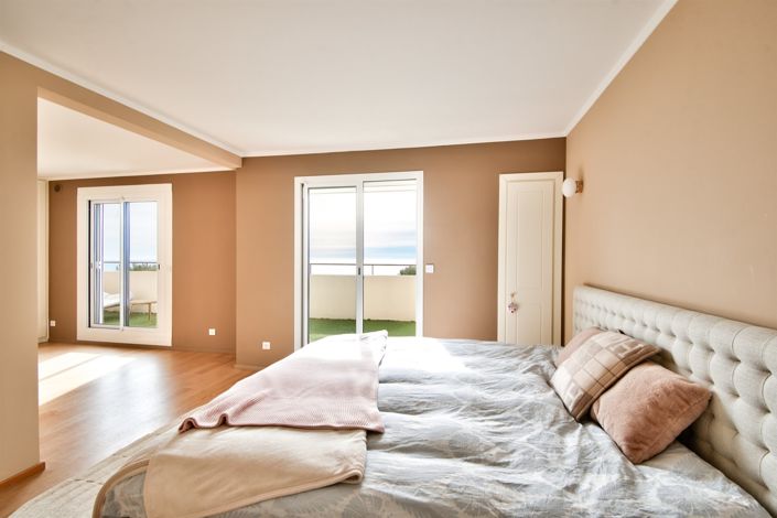 Image No.14-3 Bed Apartment for sale