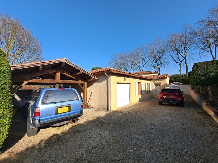 Image No.21-4 Bed House for sale