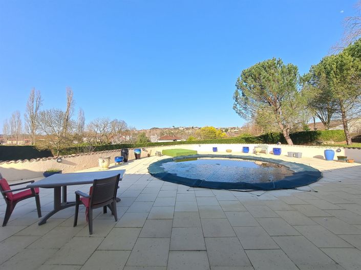 Image No.3-4 Bed House for sale