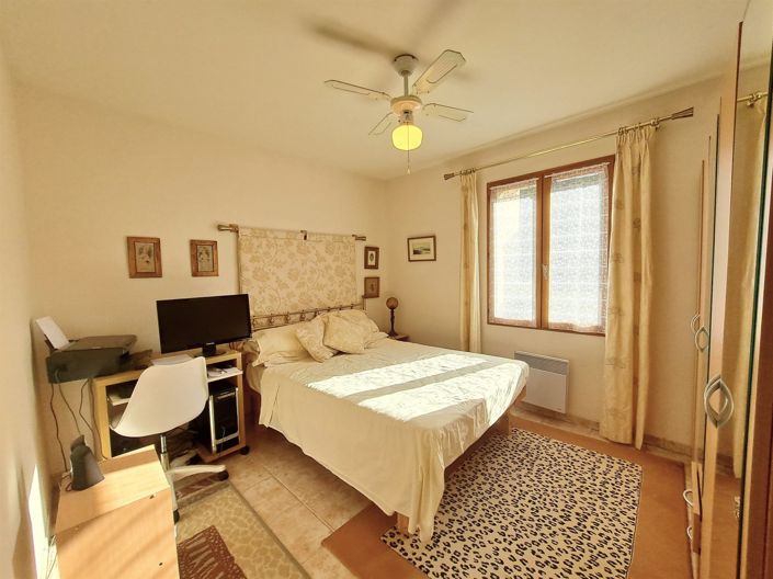 Image No.9-4 Bed House for sale