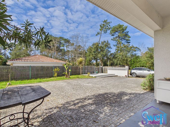 Image No.8-4 Bed House for sale