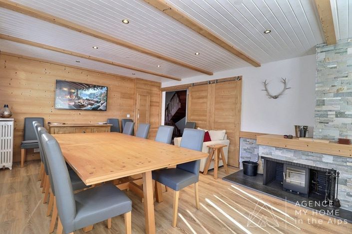 Image No.19-7 Bed House for sale