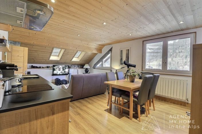 Image No.26-7 Bed House for sale