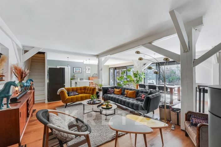 Image No.3-6 Bed House for sale