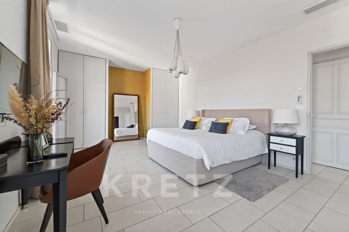 Image No.13-7 Bed House for sale