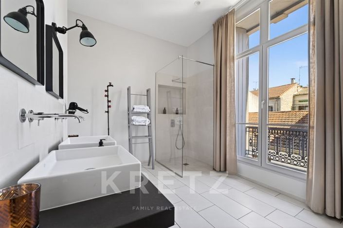 Image No.20-7 Bed House for sale