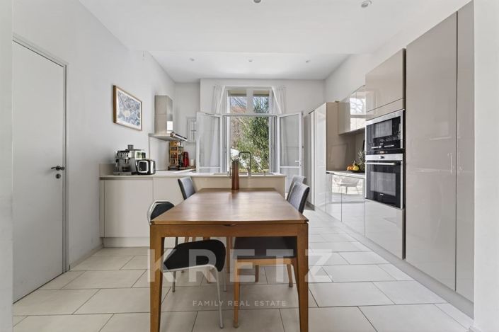 Image No.4-7 Bed House for sale