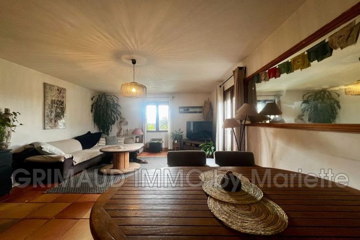 Image No.14-5 Bed House for sale