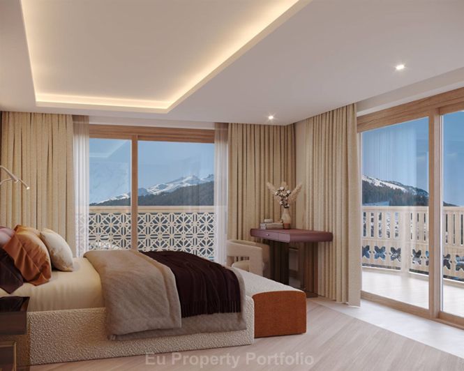 Image No.9-5 Bed House for sale