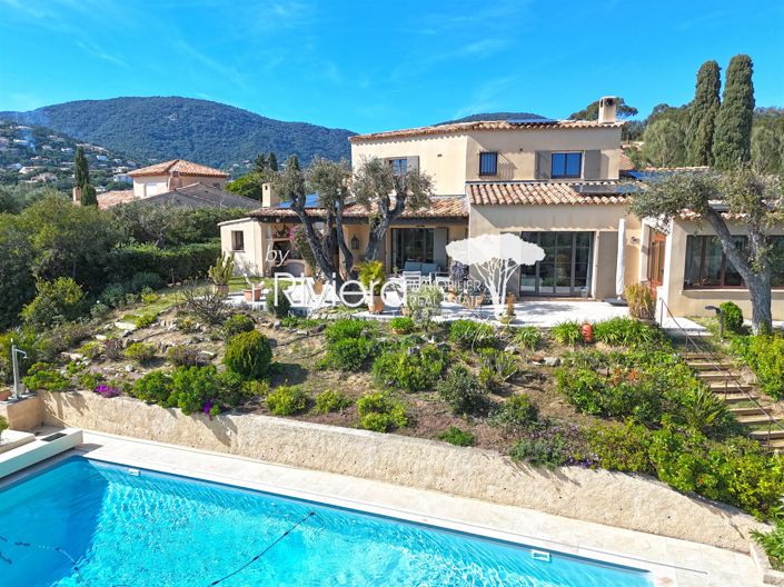 Image No.7-4 Bed House for sale