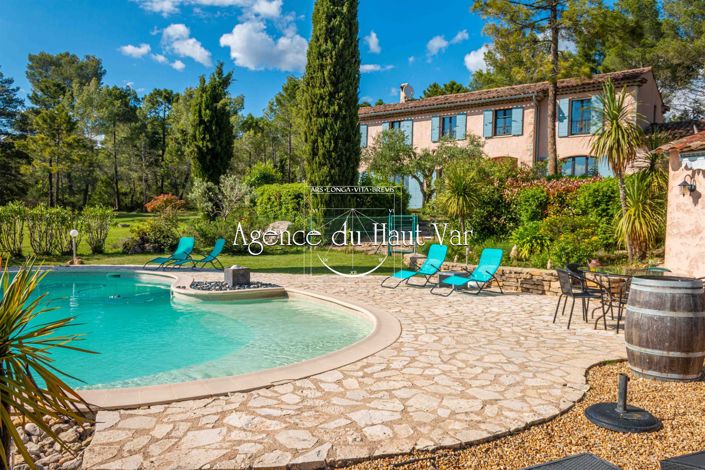 Image No.9-5 Bed House for sale