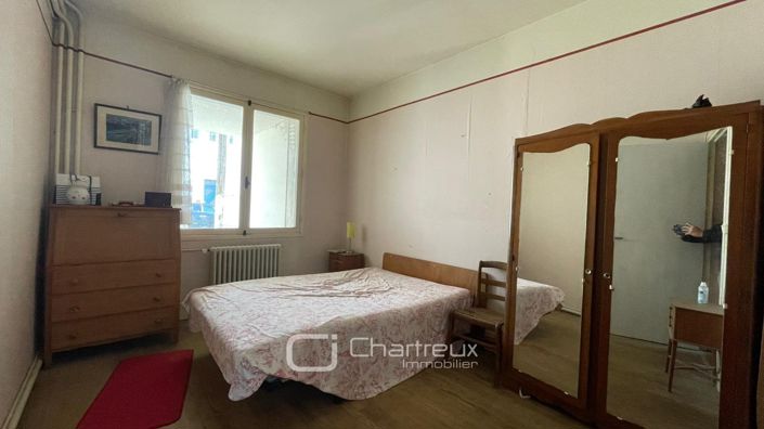 Image No.11-5 Bed House for sale