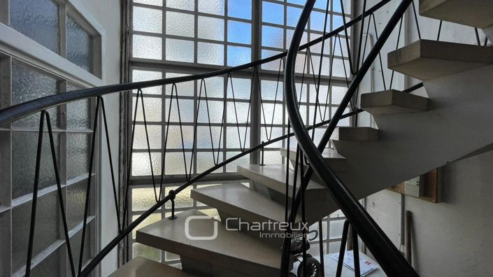 Image No.19-5 Bed House for sale