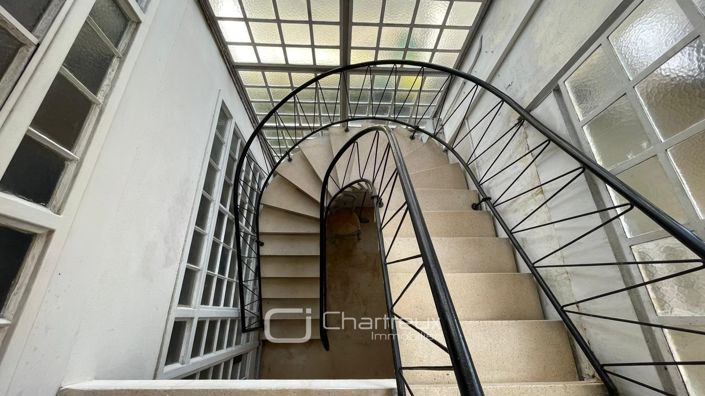 Image No.3-5 Bed House for sale