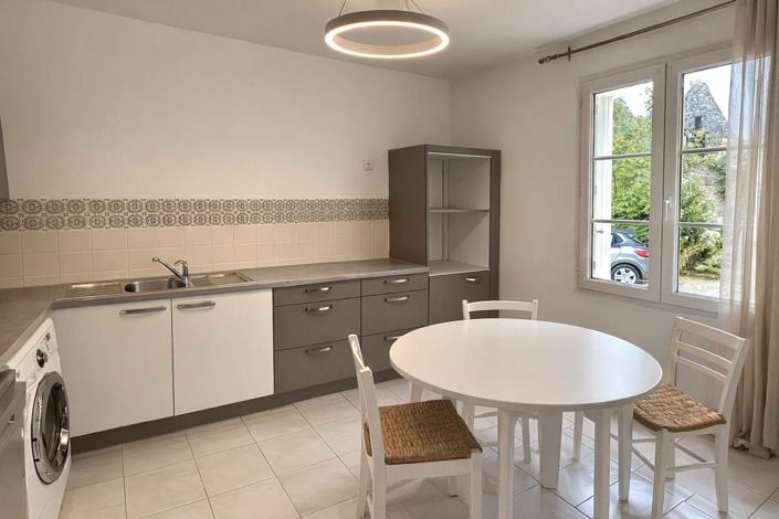 Image No.2-3 Bed House for sale