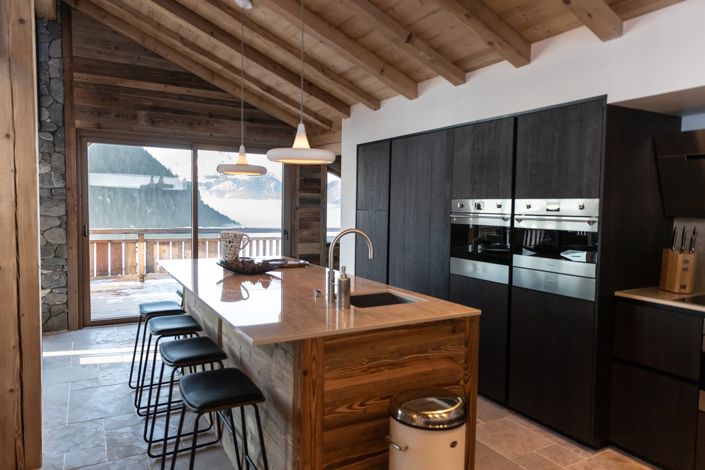 Image No.18-4 Bed House for sale