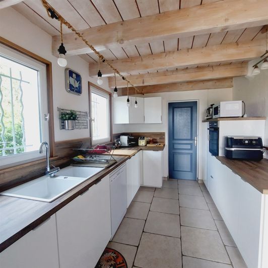 Image No.7-4 Bed House for sale