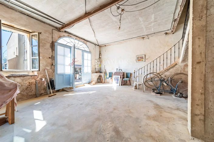 Image No.10-3 Bed House for sale