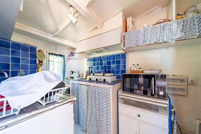 Image No.13-3 Bed House for sale