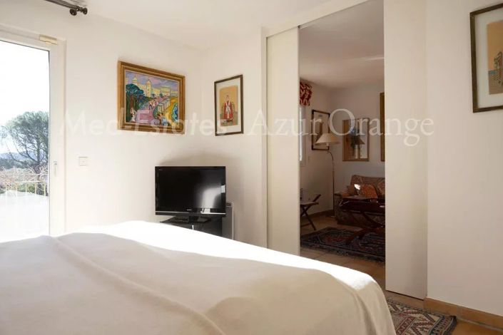 Image No.23-5 Bed House for sale