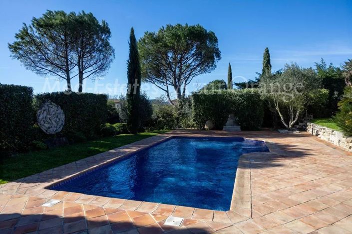 Image No.34-5 Bed House for sale