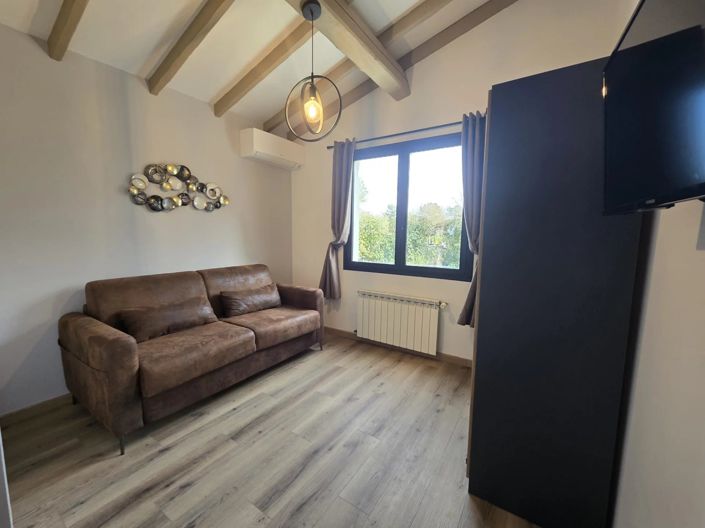 Image No.13-5 Bed House for sale