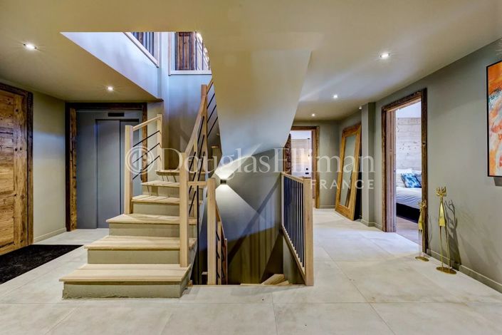 Image No.13-6 Bed House for sale