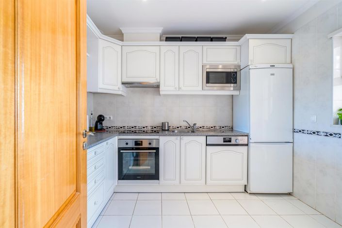 Image No.12-2 Bed Apartment for sale