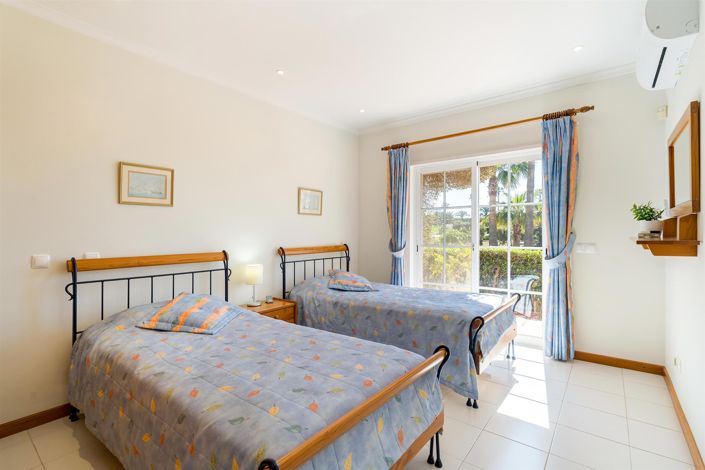 Image No.16-2 Bed Apartment for sale