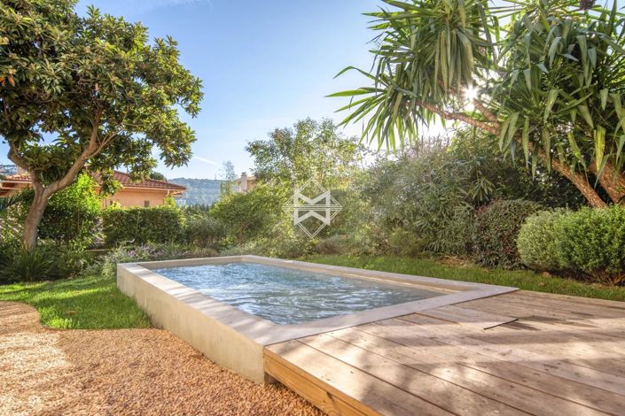 Image No.2-4 Bed House for sale