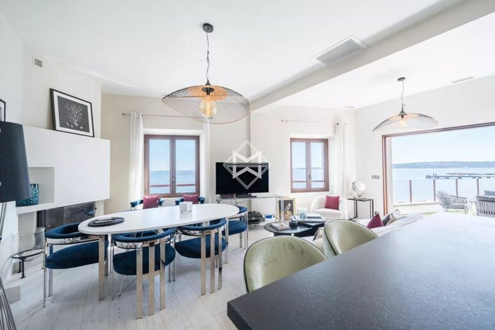 Image No.3-5 Bed House for sale