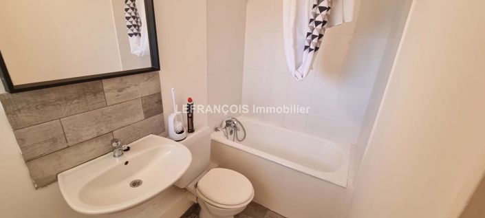 Image No.5-Apartment for sale