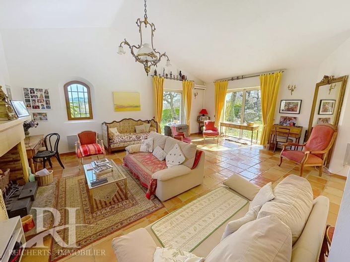 Image No.11-4 Bed House for sale