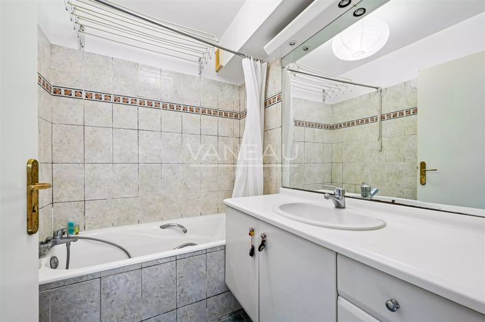 Image No.8-Appartement de 3 chambres à vendre à Paris