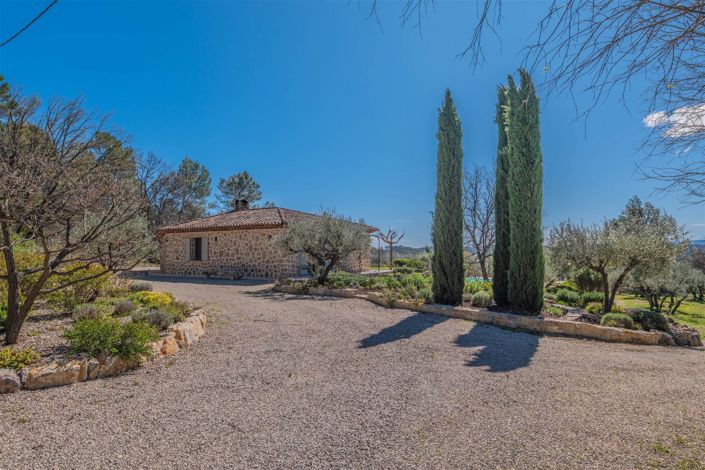 Image No.2-4 Bed House for sale