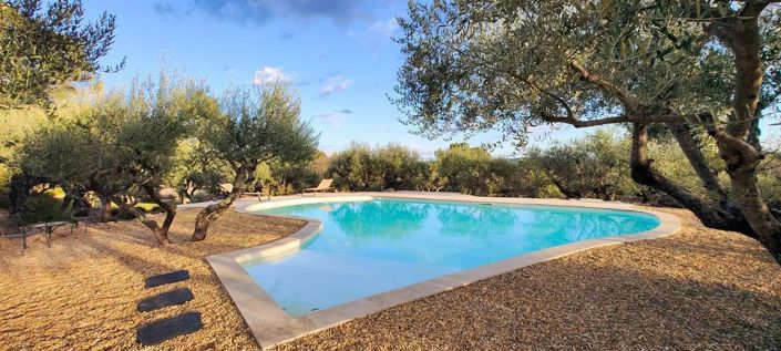 Image No.5-4 Bed House for sale