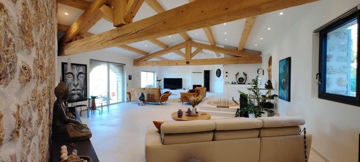 Image No.8-4 Bed House for sale