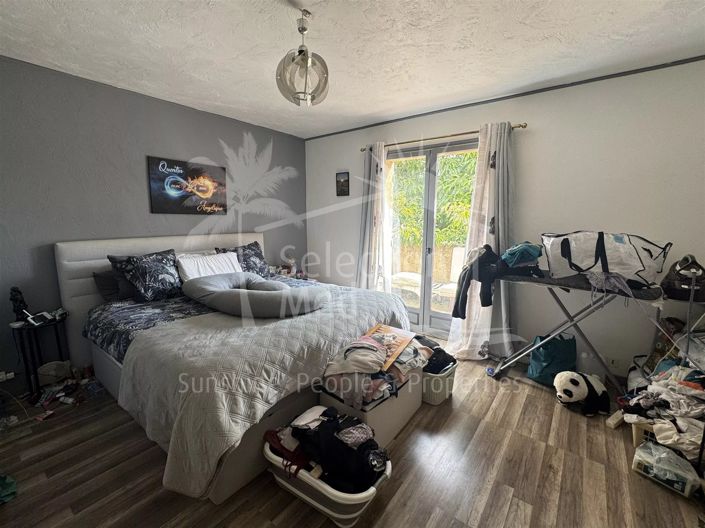 Image No.11-House for sale