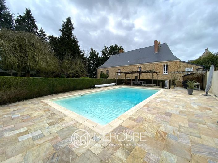 Image No.3-8 Bed House for sale